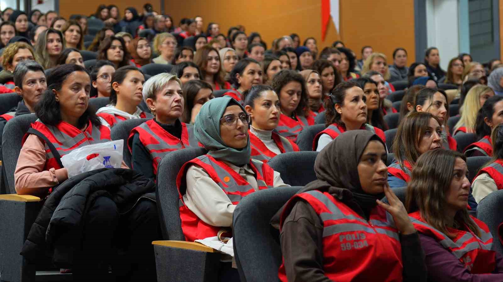tekirdagda kadin polisler kadin yasal haklari egitimi konferansinda bilgilendirildi 1