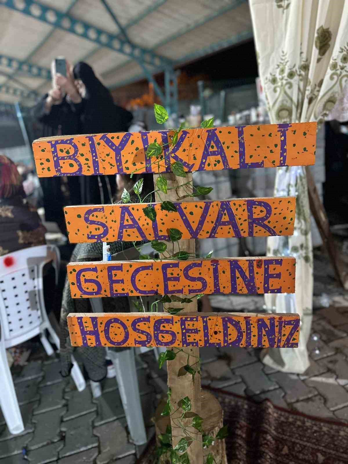 tekirdagda kadinlardan renkli salvar gecesi 2 bin kisi katildi 3 P2LSmSPz