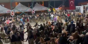 tekirdagda-kadinlardan-renkli-salvar-gecesi-2-bin-kisi-katildi-DHAWvB9O.jpg
