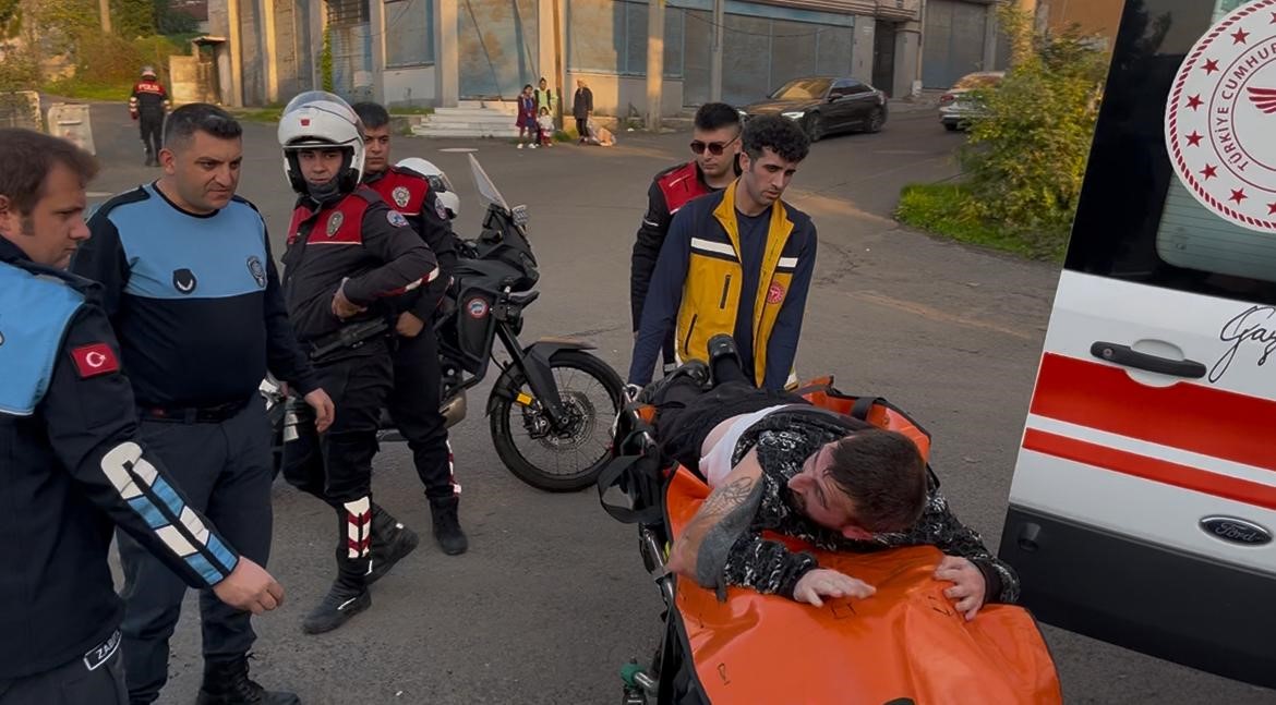 tekirdagda kalca ve sirtindan bicaklanan adam montumu istediler vermedim 6 mXpVcHSf