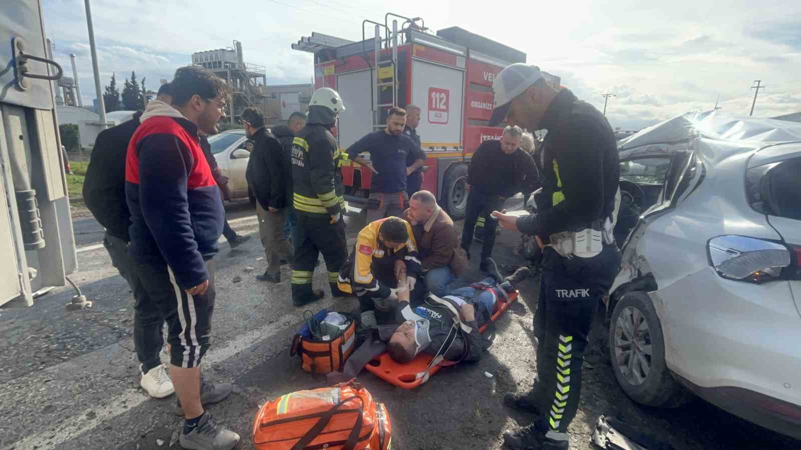 tekirdagda kirmizi isik ihlalinin kazayla sonuclandigi anlar kamerada 3 fFaV4jEj