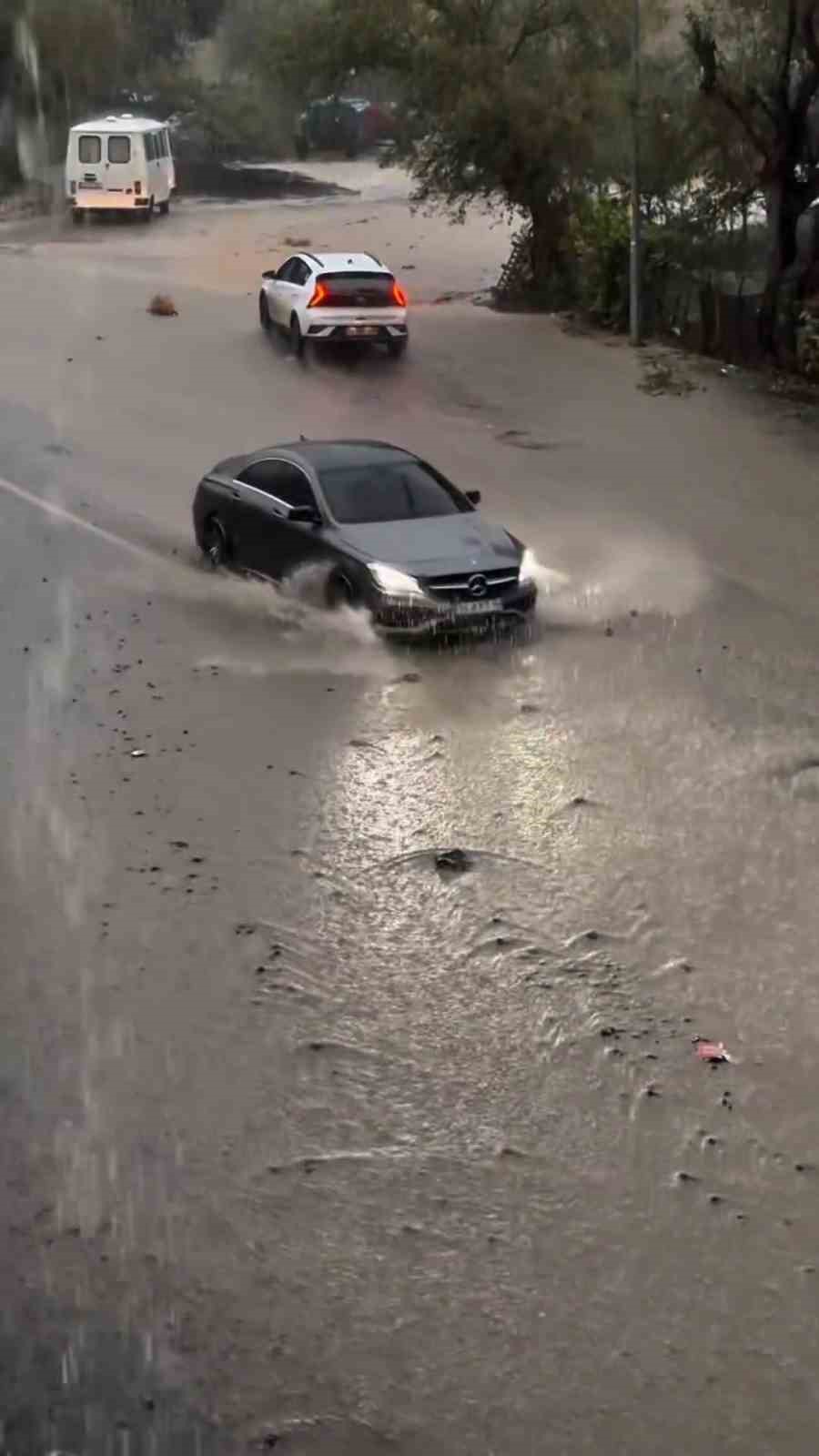 tekirdagda kopru altlari gole dondu araclar suya gomuldu 2 utZhbpmj