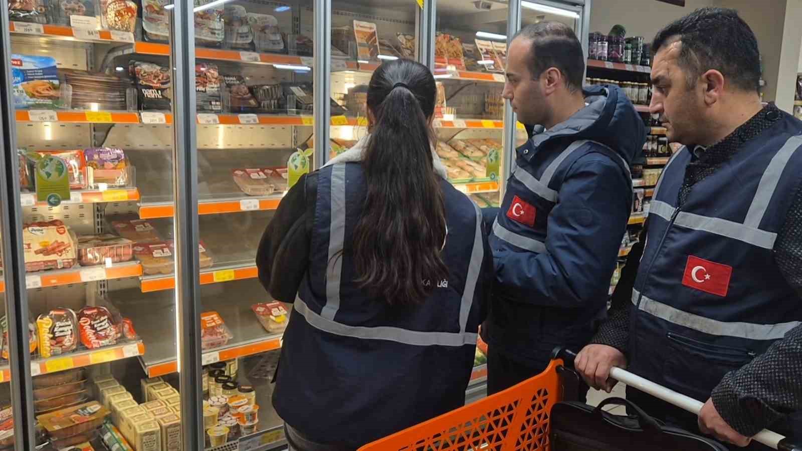 Tekirdağ’da marketlere denetim 5 tekirdagda marketlere denetim 1 kvSJEfJ7
