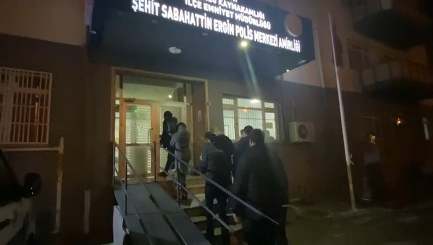 tekirdagda masaj salonlarina fuhus operasyonu 0 f8QeLYRi