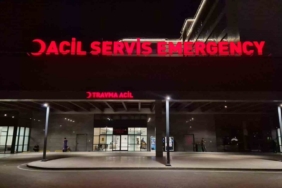 Alanya’da yolun karşısına geçerken yolcu otobüsünün çarptığı yaşlı adam hayatını kaybetti 1 thumbnail
