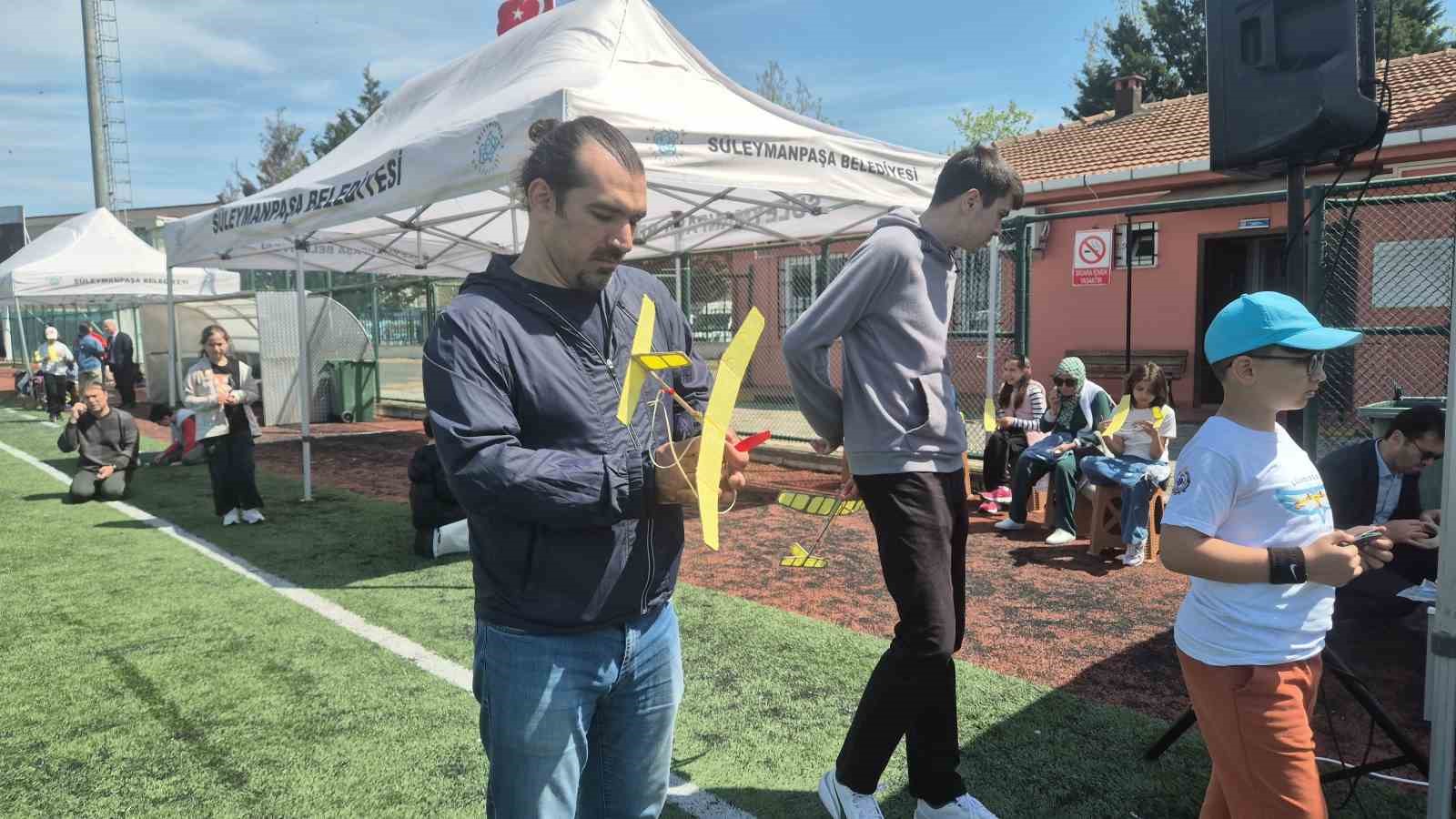 tekirdagda model ucak heyecani basladi 2 M9NDHB3K