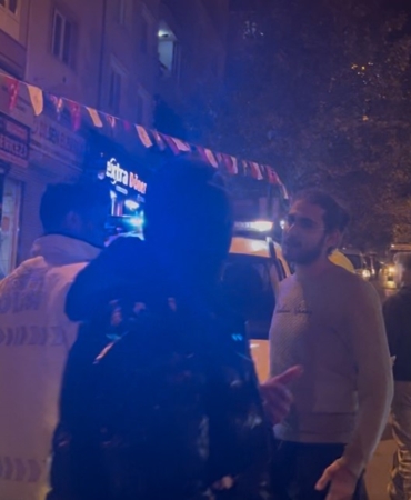tekirdagda-motosikletlinin-metrelerce-suruklendigi-kaza-kamerada-olay-yerinde-tansiyon-yukseldi-2y39ht7E.jpg