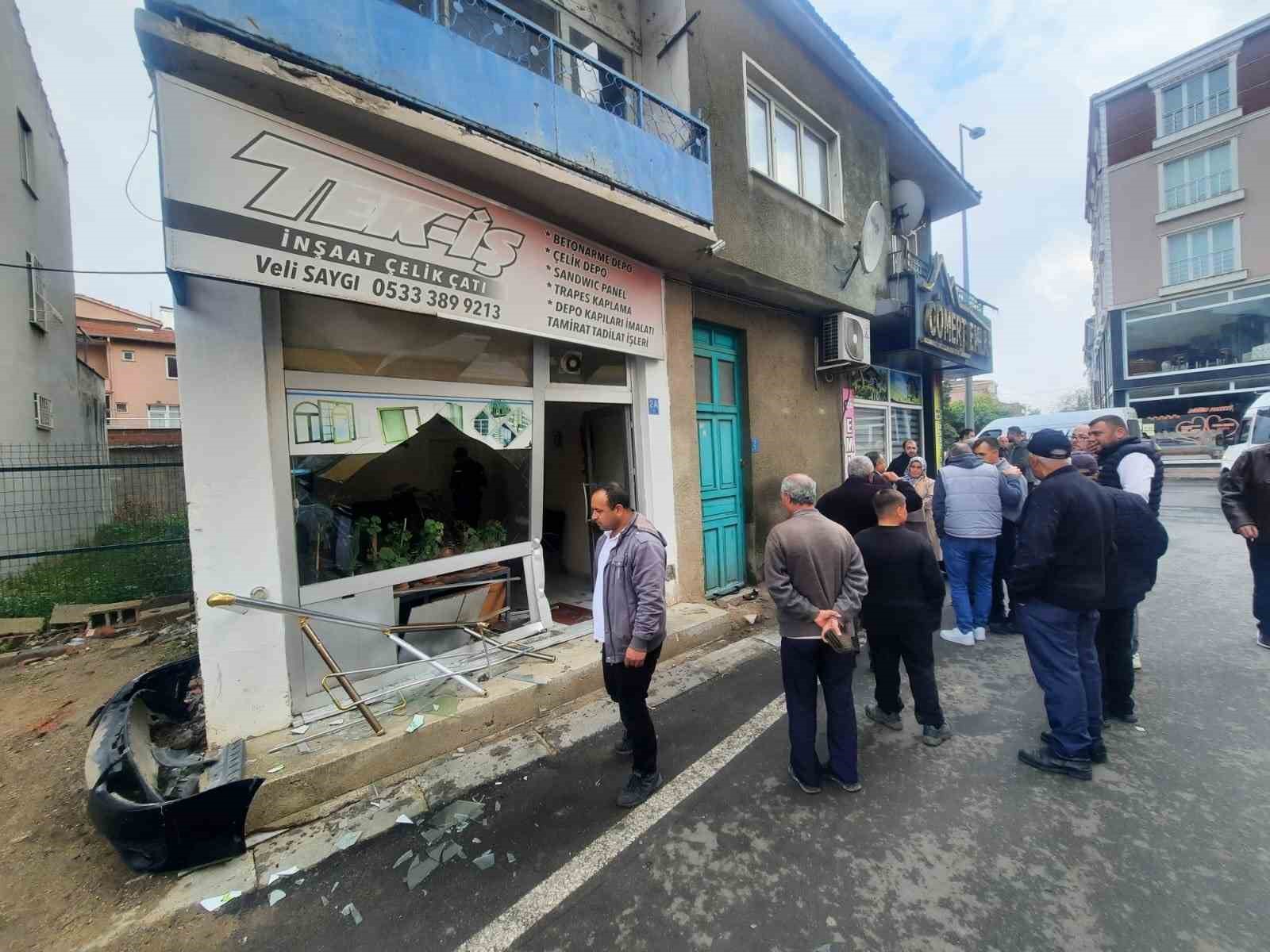 tekirdagda otomobil dukk na girdi 1 kuUeew8J
