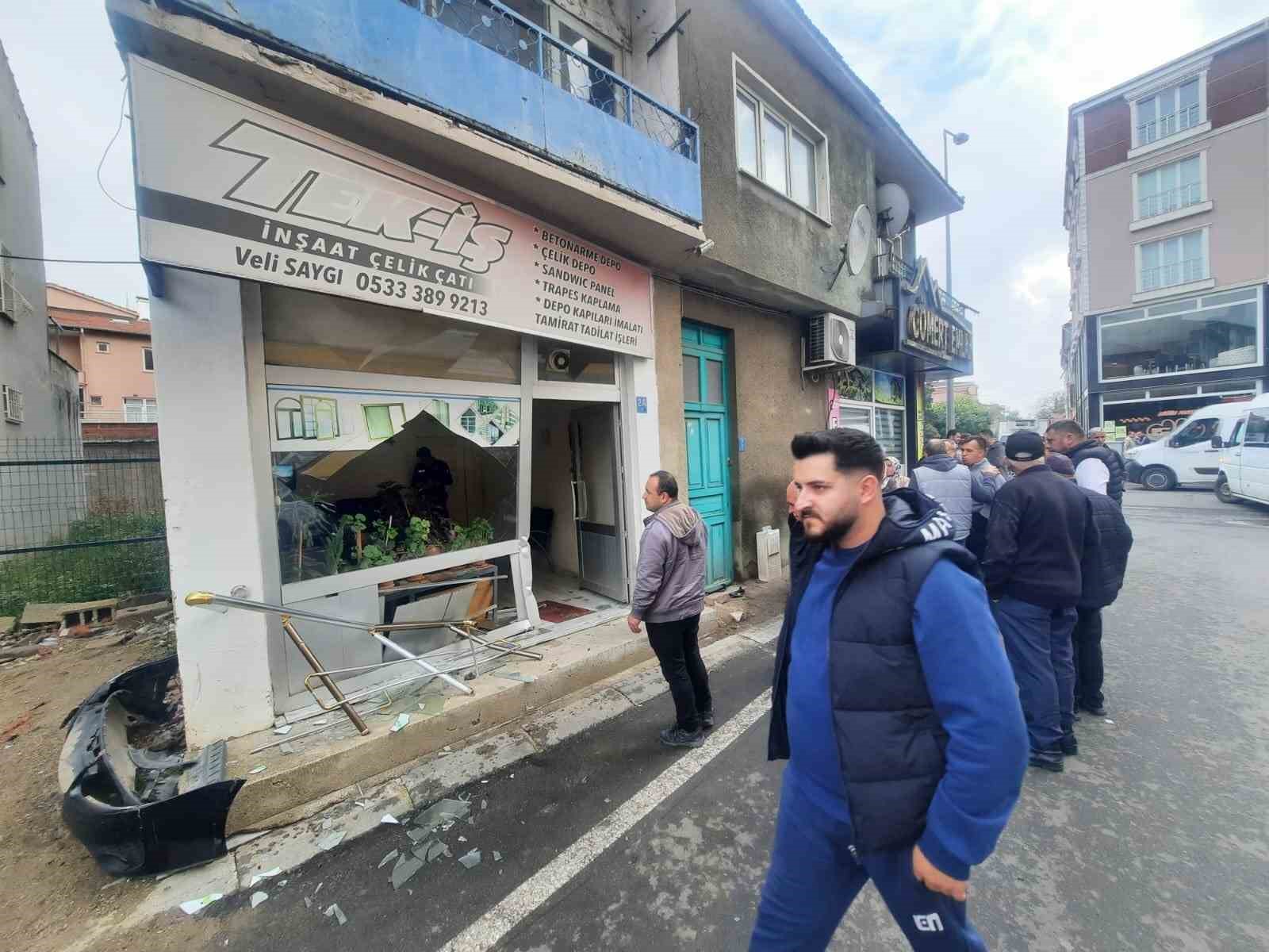 tekirdagda otomobil dukk na girdi 5 4WTHswLA