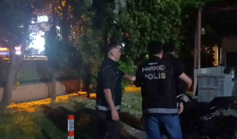 tekirdagda-pes-dedirten-yontem-uyusturucuyu-ekmek-arasinda-servis-etmisler-zYeshIrh.jpg