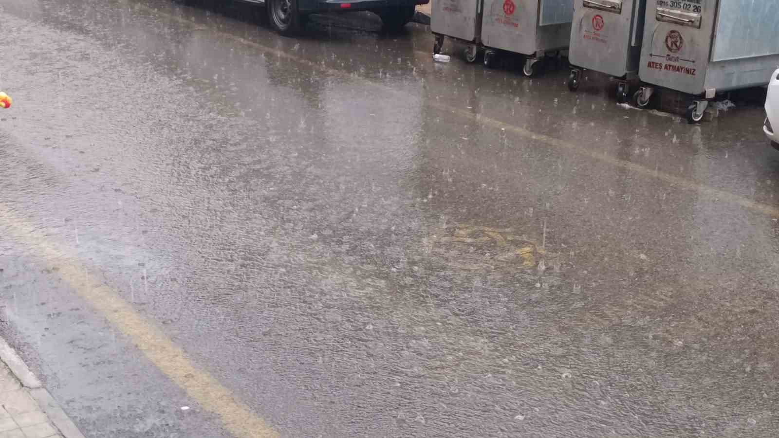 Tekirdağ’da sağanak hayatı olumsuz etkiledi 7 tekirdagda saganak hayati olumsuz etkiledi 3 JXtCTUc5