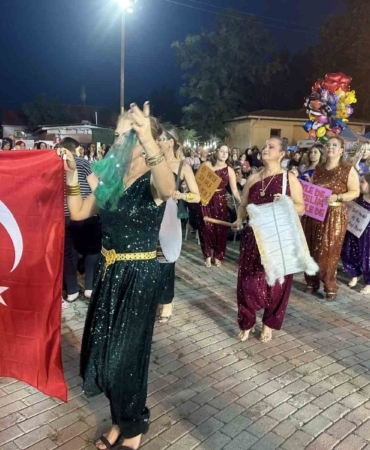 tekirdagda-salvar-gecesi-renkli-goruntulere-sahne-oldu-yeR1c4sL.jpg