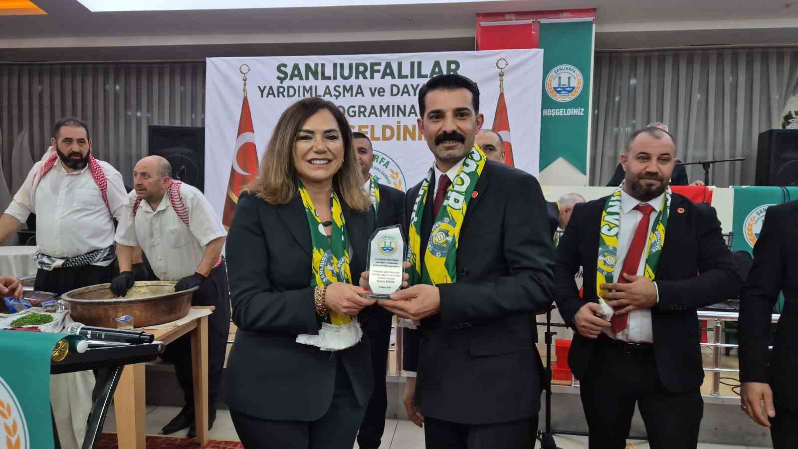 tekirdagda sanliurfa ruzgari 1 ton cig kofte ikram edildi 4 4w9DumZR