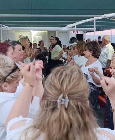 tekirdagda-sehit-aileleri-ve-gaziler-icin-mehtap-turu-duzenlendi-X1nc4mba.jpg