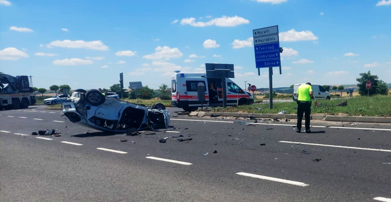Tekirdağ’da trafik kazası: 3 yaralı 5 tekirdagda trafik kazasi 3 yarali 1 4Sv7rCZ8