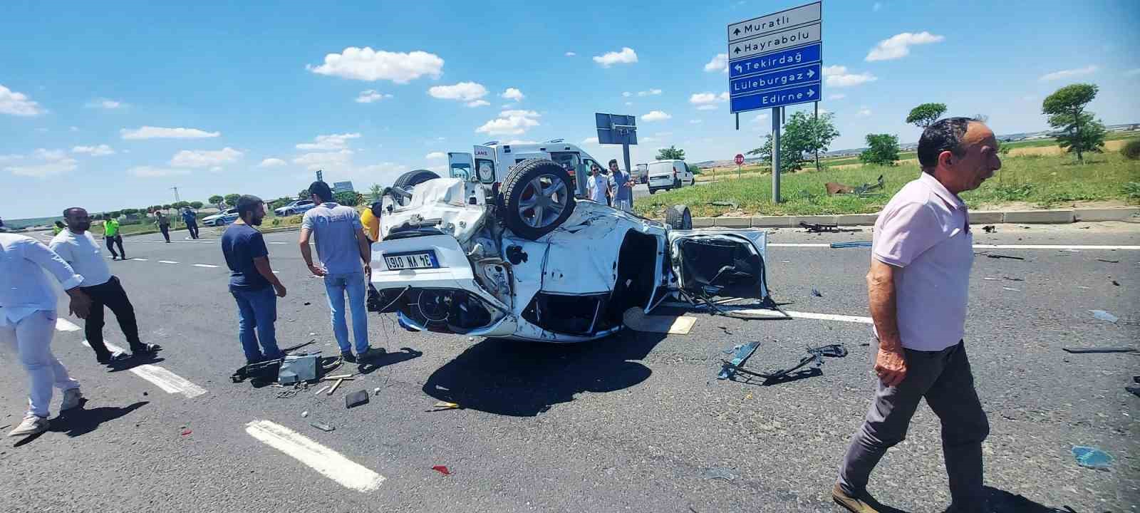 Tekirdağ’da trafik kazası: 3 yaralı 9 tekirdagda trafik kazasi 3 yarali 5 ROgL4XRk