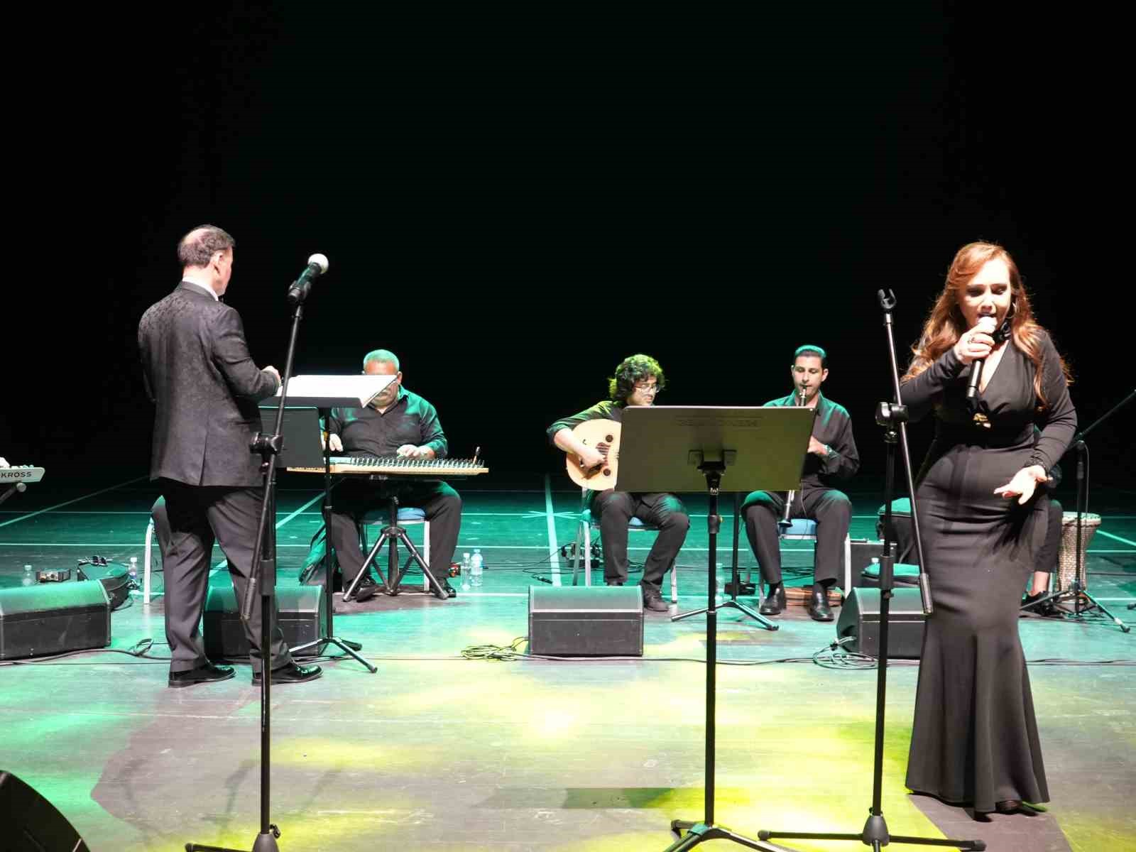 tekirdagda turk musikisi ruzgari esti bir gonul yolculugu sanatseverlerle bulustu 0 7dUQFHFO