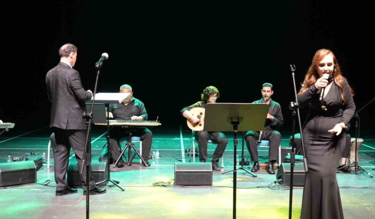 tekirdagda-turk-musikisi-ruzgari-esti-bir-gonul-yolculugu-sanatseverlerle-bulustu-sJl3Arlt.jpg