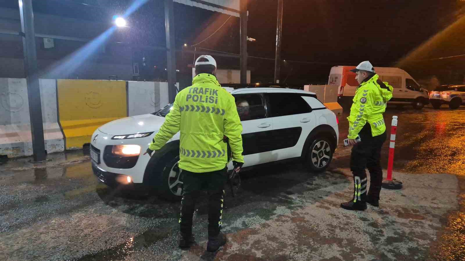 Tekirdağ’da yılbaşı denetimleri başladı 6 tekirdagda yilbasi denetimleri basladi 2 1wUt25vN