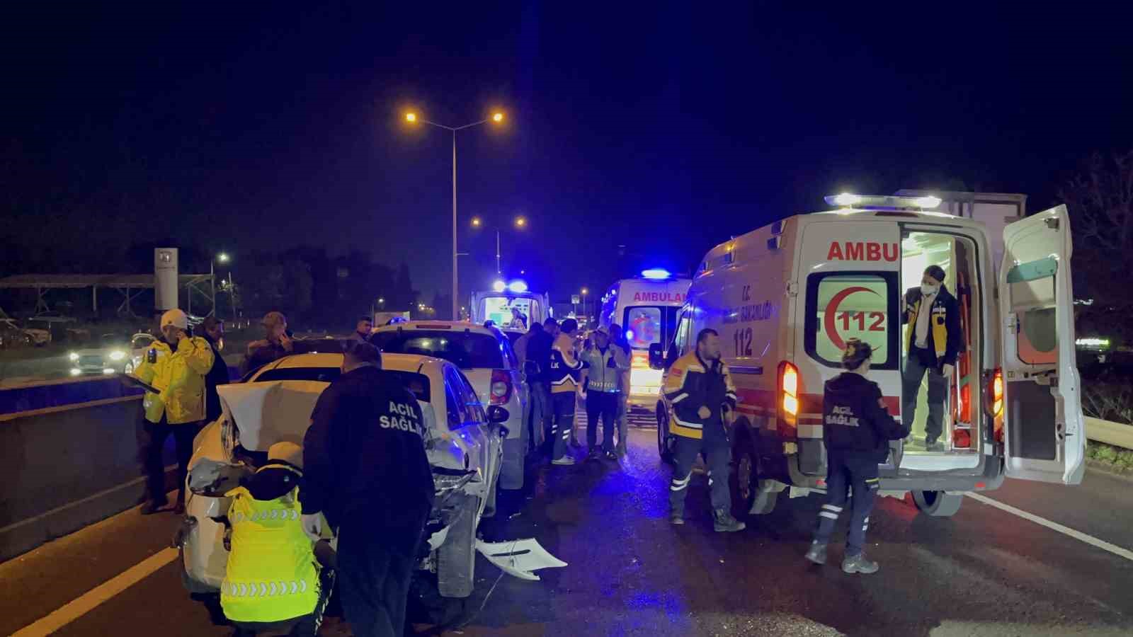 tekirdagda zincirleme kaza 2si asker 5 yarali 1 uVRACpv6