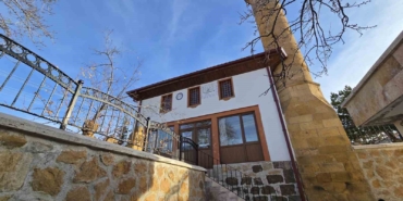 tekke-arapdede-camii-asirlik-tarihiyle-ziyaretcilere-ve-cemaate-kapisini-aciyor-Ia9u15M9.jpg