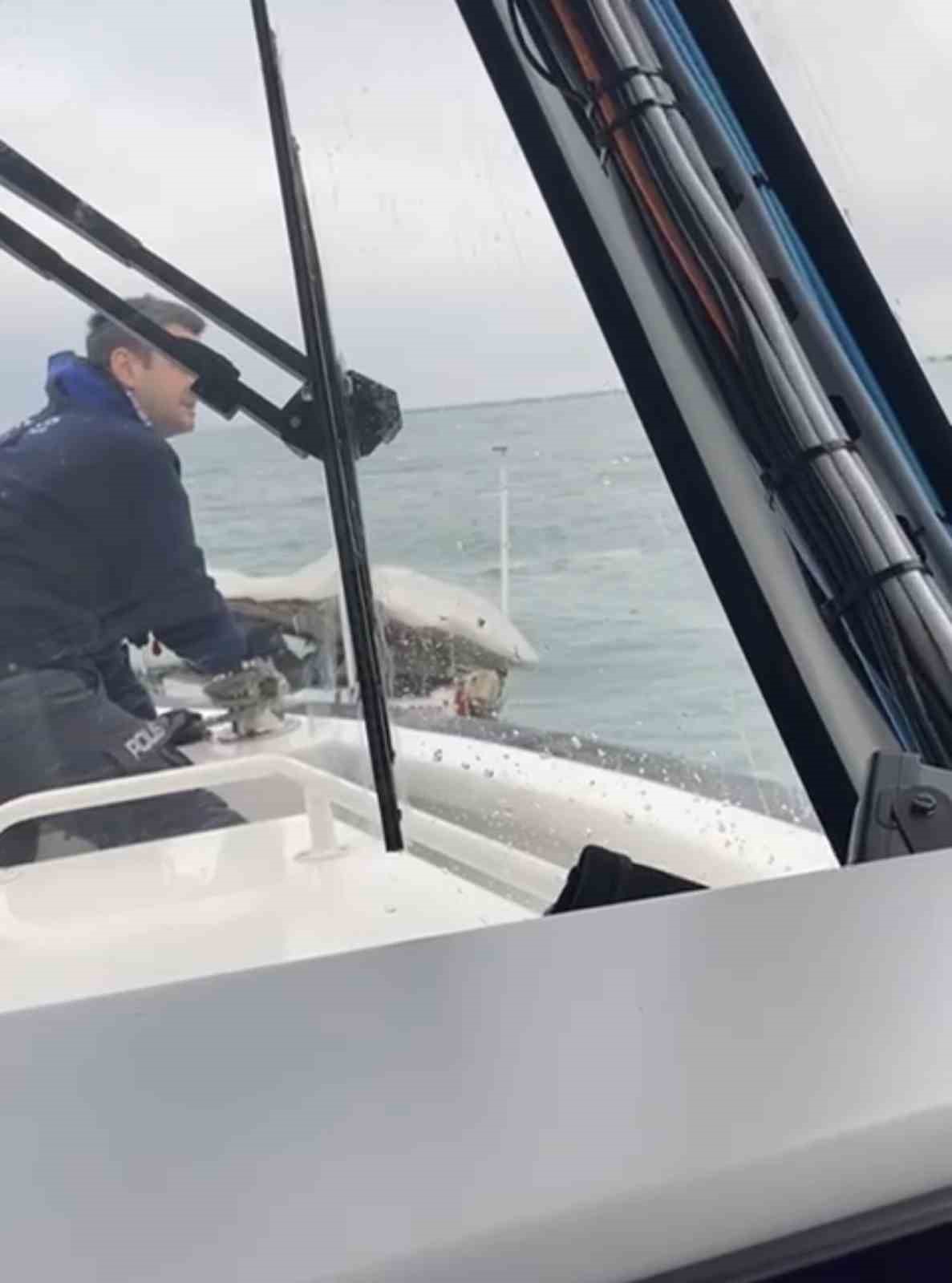 tekkekoy aciklarinda suruklenen tekne kurtarildi 3 wBw3Jpcl