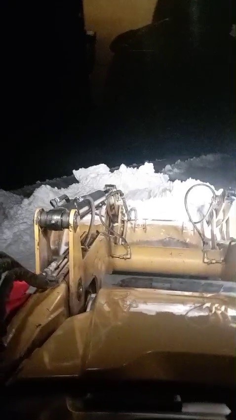 tekmanda karla mucadele ekipleri kapali mahalle yollarini acmak icin seferber oldu 1 Yi4a3vWS