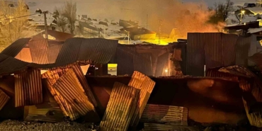 tekmanda-korkutan-yangin-3-ev-kullanilamaz-hale-geldi-5KGLTFzV.jpg
