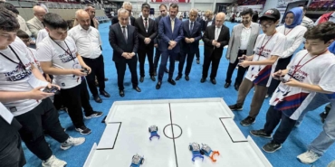 teknokarabukte-gelecegin-kasifleri-sahne-aldi-J2SmlXH7.jpg