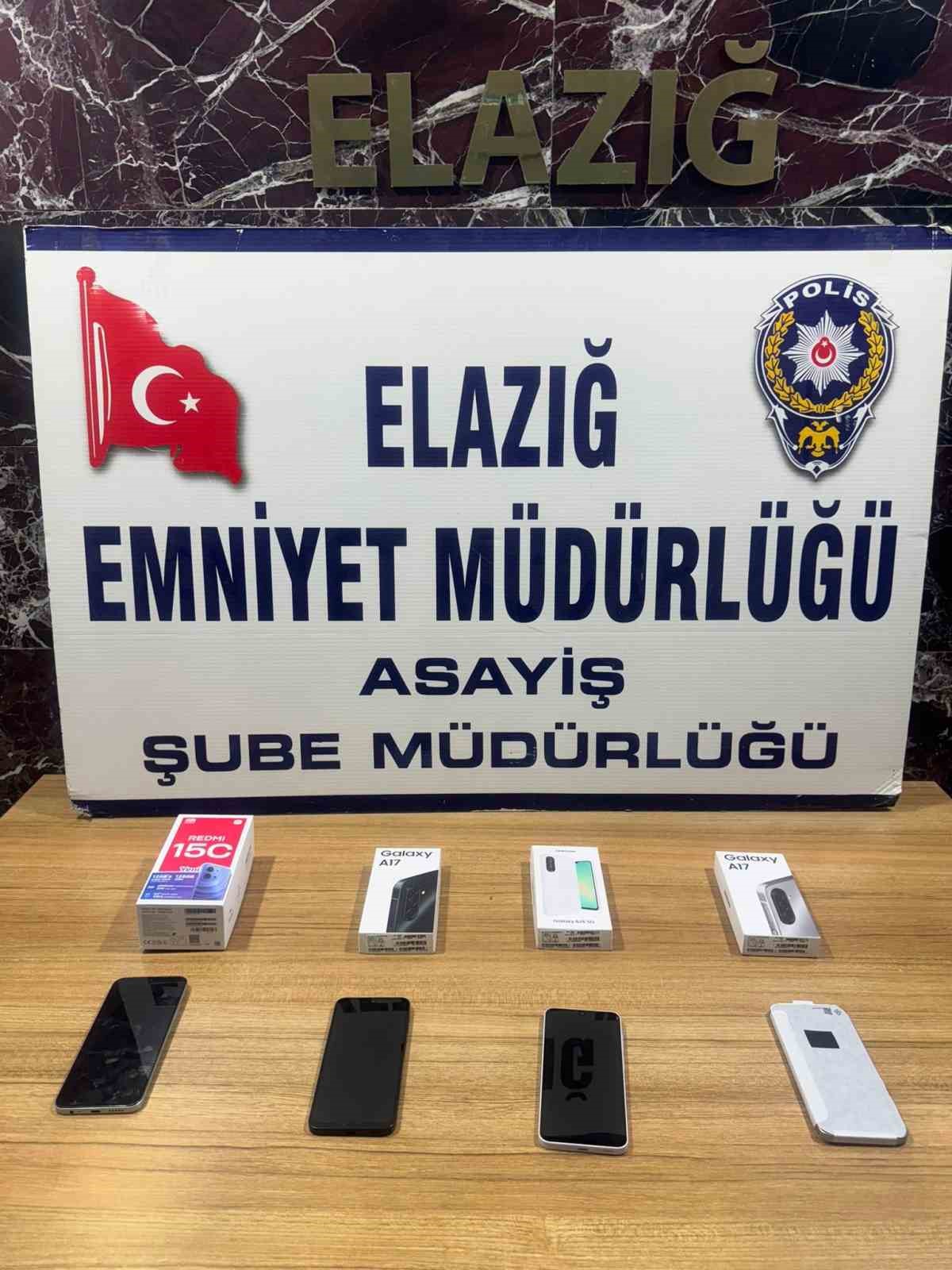 telefoncuya girip elektronik cihazlari calan hirsiz tutuklandi 1