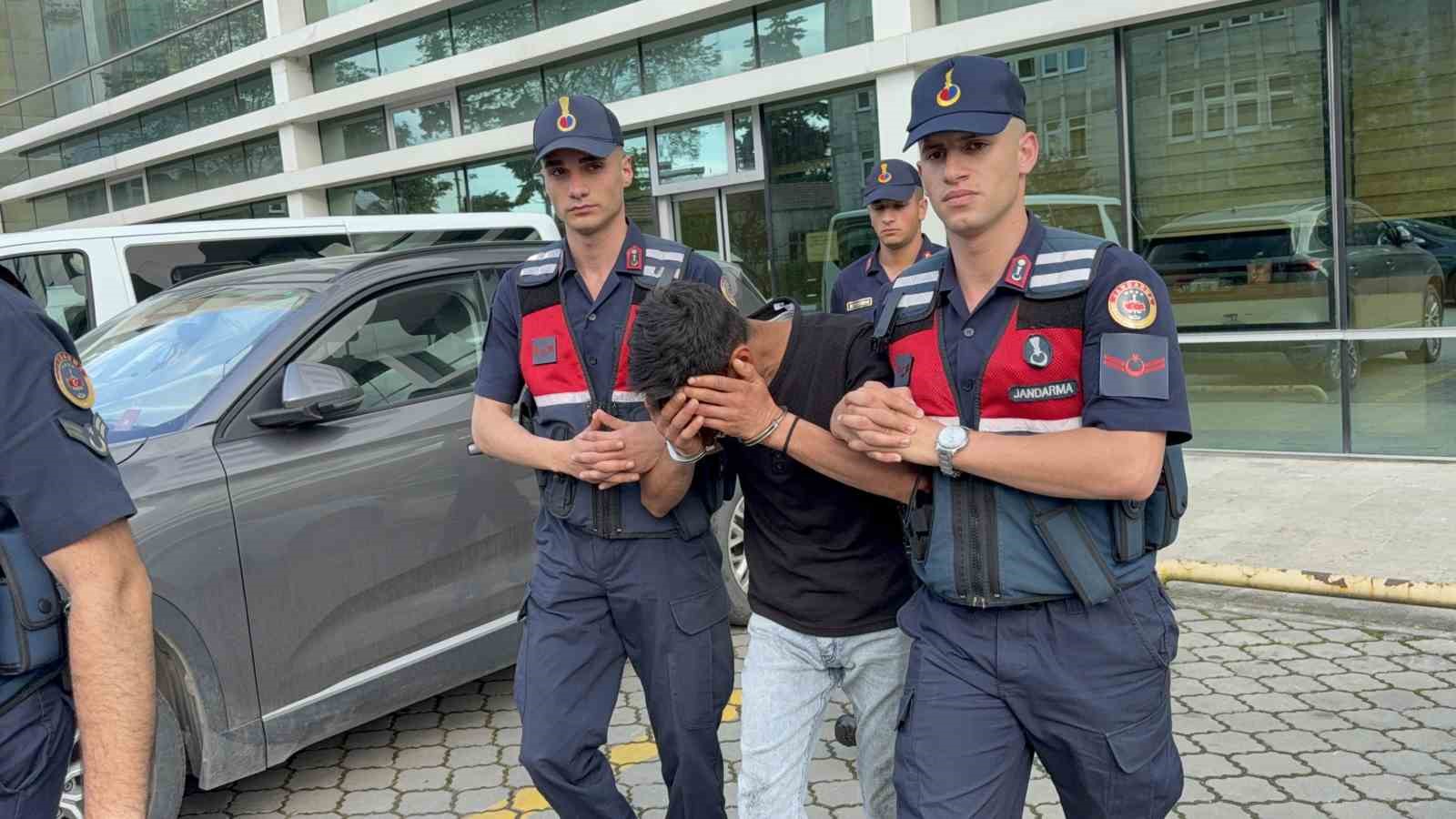 Televizyon hırsızlığı zanlısı, jandarma ekiplerince yakalandı 5 televizyon hirsizligi zanlisi jandarma ekiplerince yakalandi 1