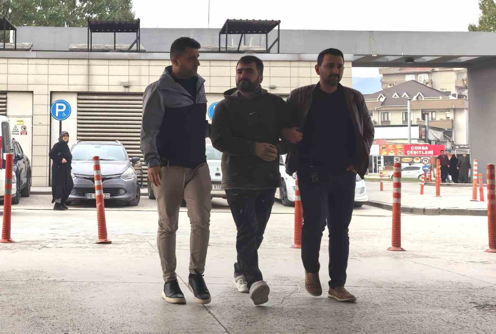 tellerden kacmisti yine yakalandi 0 PGJb1ksA