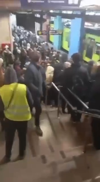 tellere takilan poset bursada binlerce kisiyi yolda birakti 1 89l2ROuj