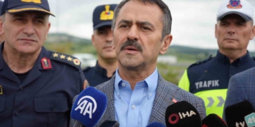 tem-otoyolunda-yuzde-40-kuzey-marmara-ise-yuzde-70lere-varan-trafik-yogunlugu-var-cRKiAmDG.jpg
