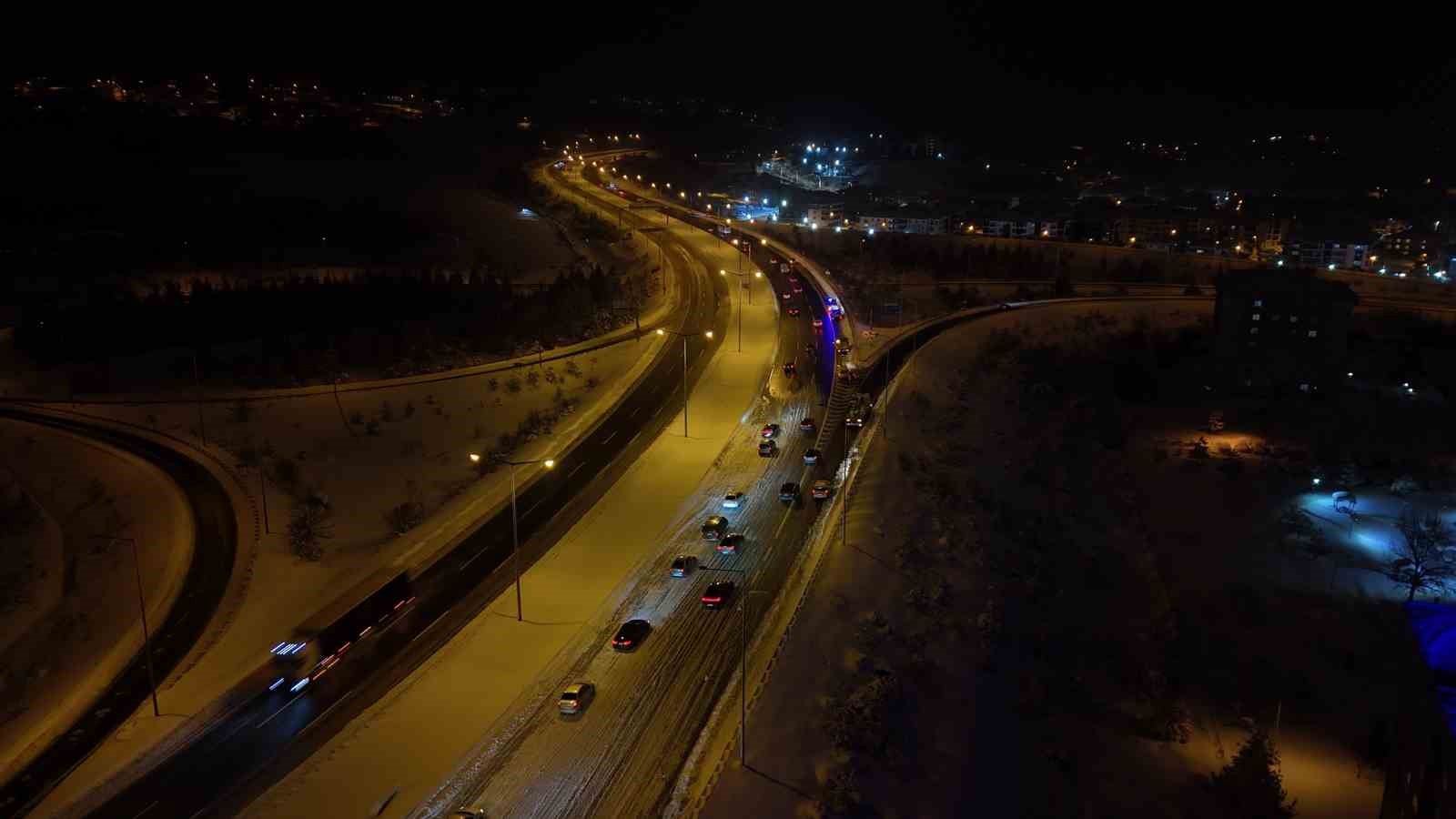 tem otoyolunun bolu gecisi 7 saat sonra ulasima acildi 0 aDCuSYPk