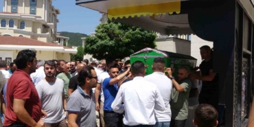 temde-yakiti-biten-araca-ve-cekiciye-carpmisti-2-olumlu-kazanin-cezasi-belli-oldu-bWD7bMrJ.jpg