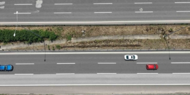 temin-duzce-gecisinde-arefe-gunu-trafik-akici-ilerliyor-r8HOl44n.jpg