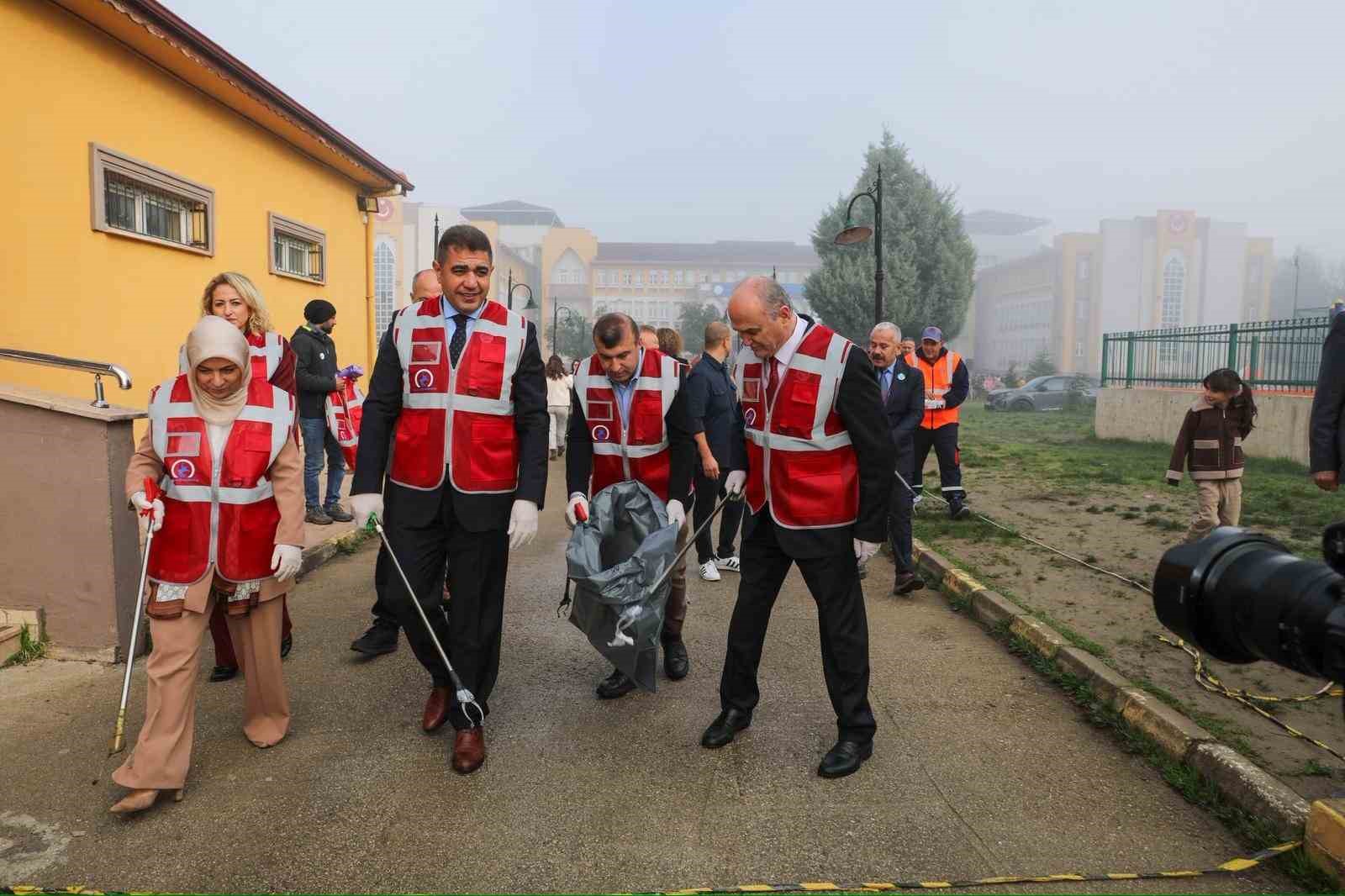 temiz sehir duzce kampanyasi okul bulusmalariyla suruyor 2 czuBjtfH