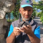 temizlik-iscisinden-yurek-isitan-davranis-S3e54VB6.jpg