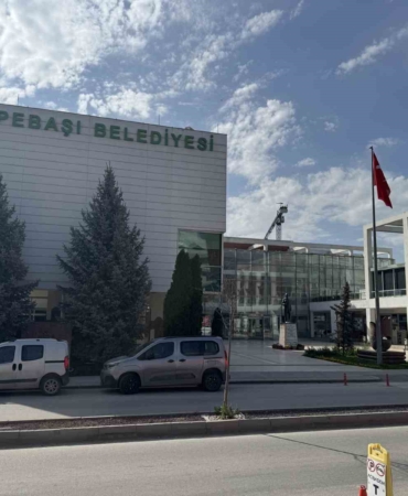 tepebasi-belediyesine-yolsuzluk-operasyonu-2J6c7HrS.jpg