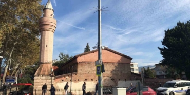 tepki-ceken-restorasyon-602-yillik-minare-ayakta-18-yillik-minare-curuyor-y3qmjJbi.jpg