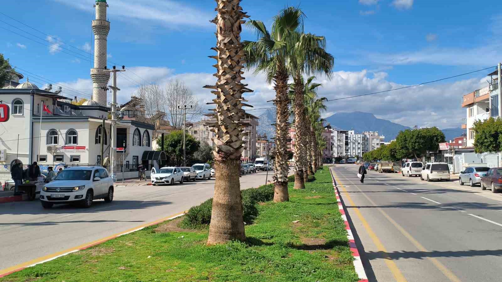 Teravih namazına giderken kazada hayatını kaybetti, kaza anı kamerada 8 teravih namazina giderken kazada hayatini kaybetti kaza ani kamerada 4 I2OYdQRS