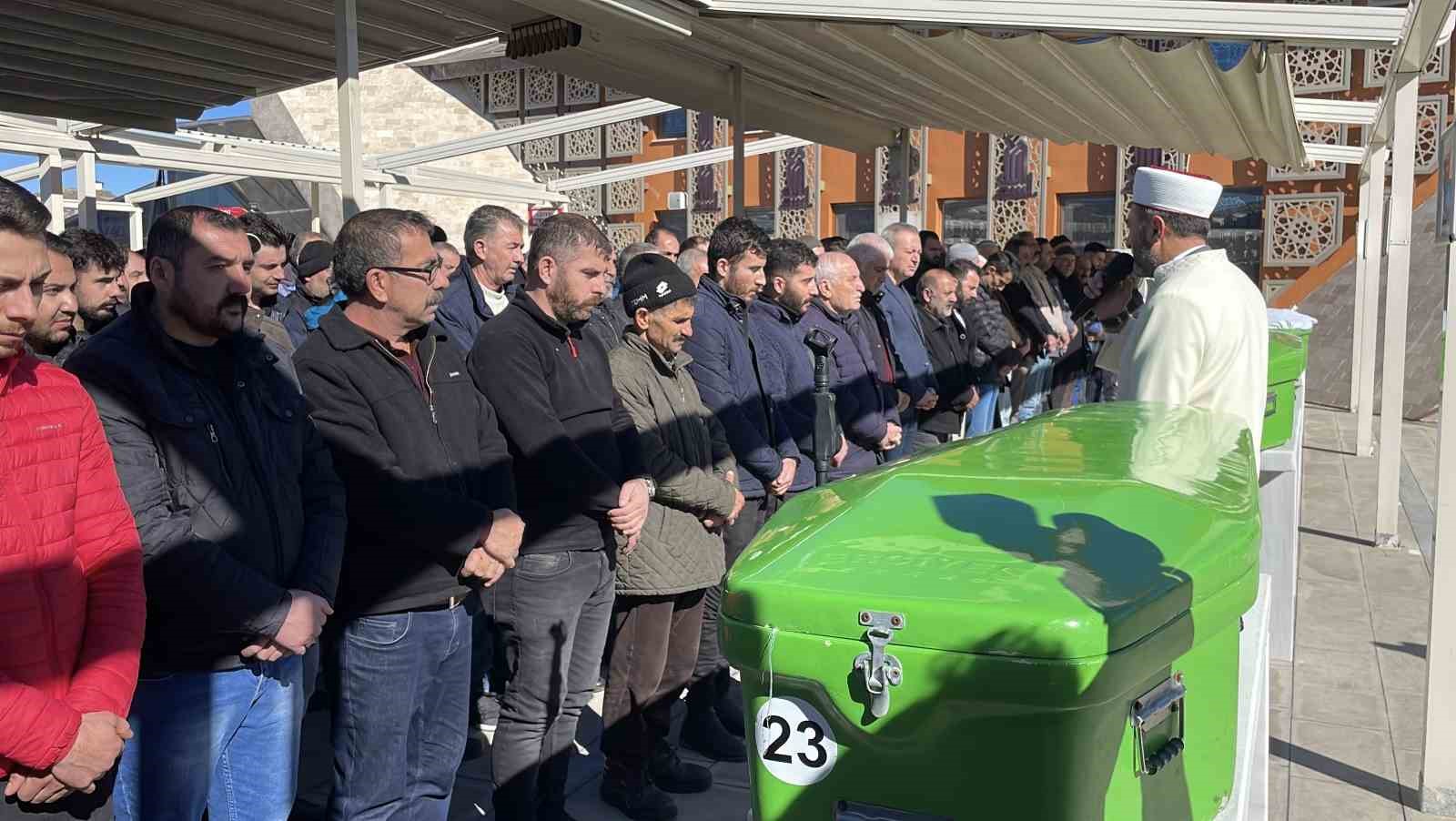 teravihe gitmek istemislerdi gelin ve kaynana son yolculuklarina birlikte ugurlandi 1 Gi2mXrEy