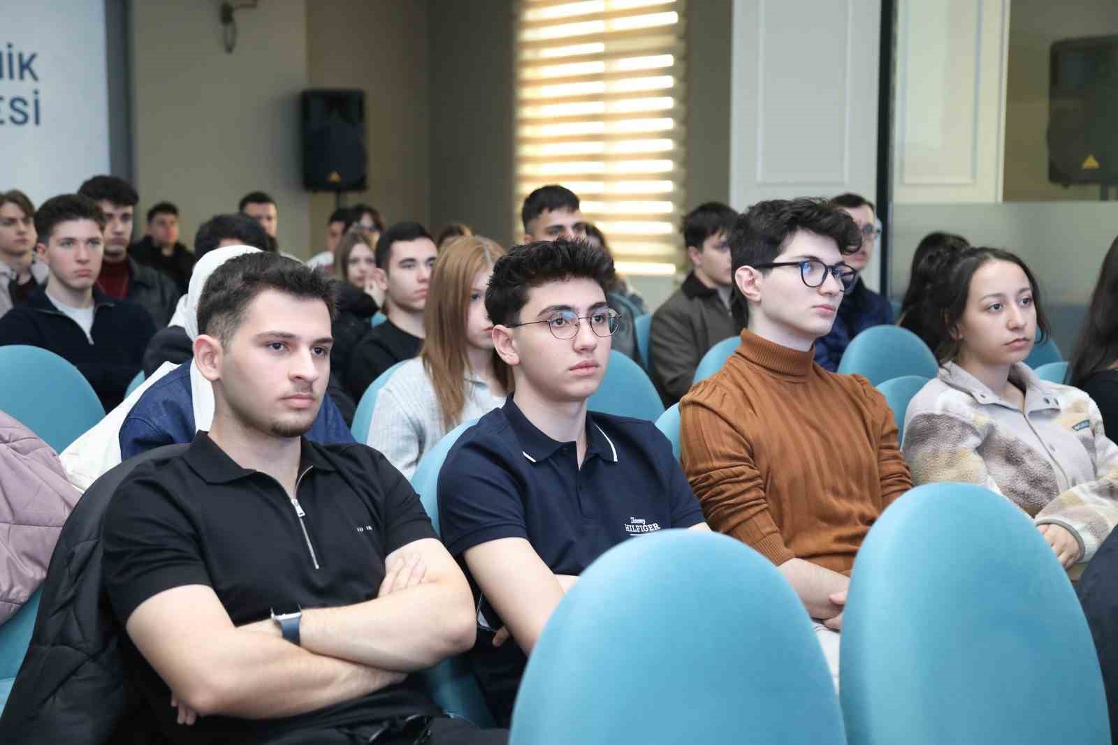 tercihten once universiteni yasa projesi ozel lise ogrencilerini agirliyor 3 IOHQNNM4