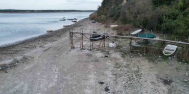terkos-golunde-su-seviyesi-10-metre-cekildi-DWOihDhS.jpg