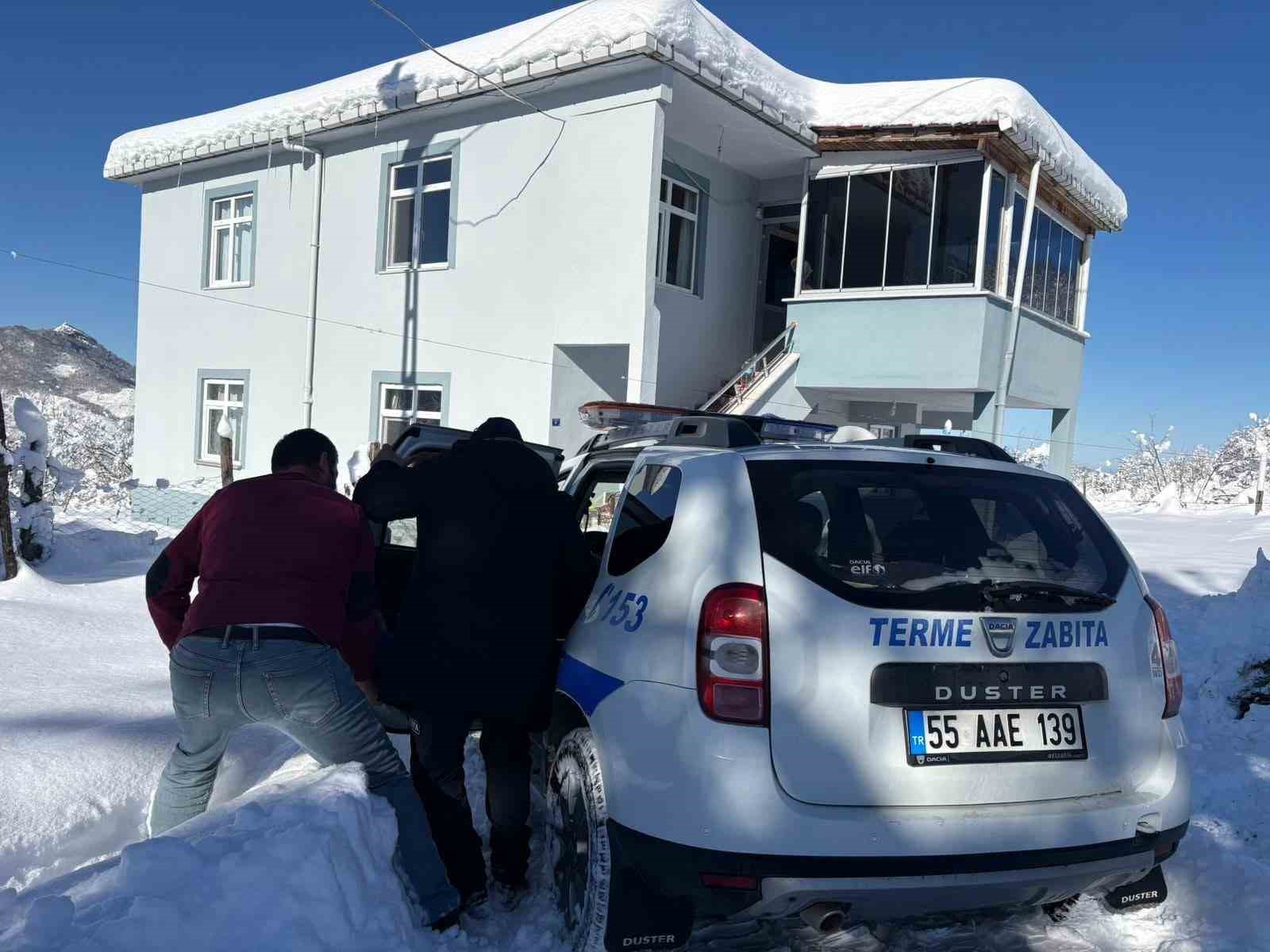 terme belediyesi 35 kilometre uzakliktaki hastaya nefes oldu 1 d5WKw4WU