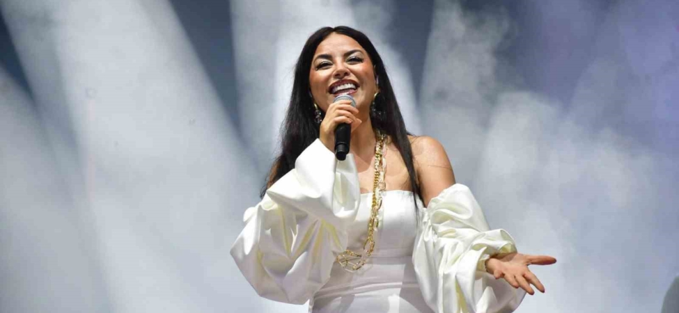 terme-yaz-festivalinde-zara-ruzgari-2DPq5DF2.jpg