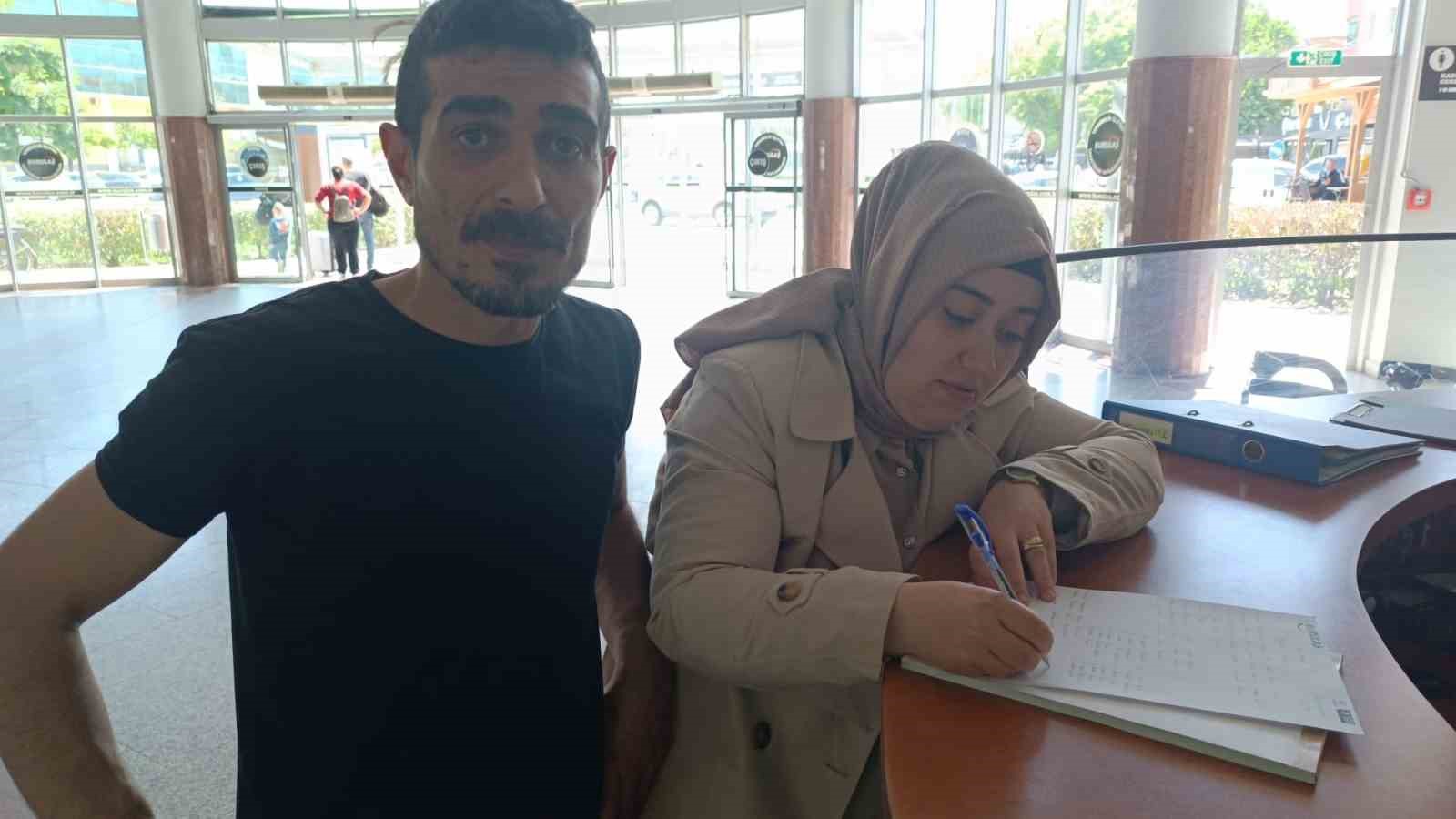 terminalde unutulan cantadan servet cikti yarim kilo altin bulundu 0 zTU54aNX