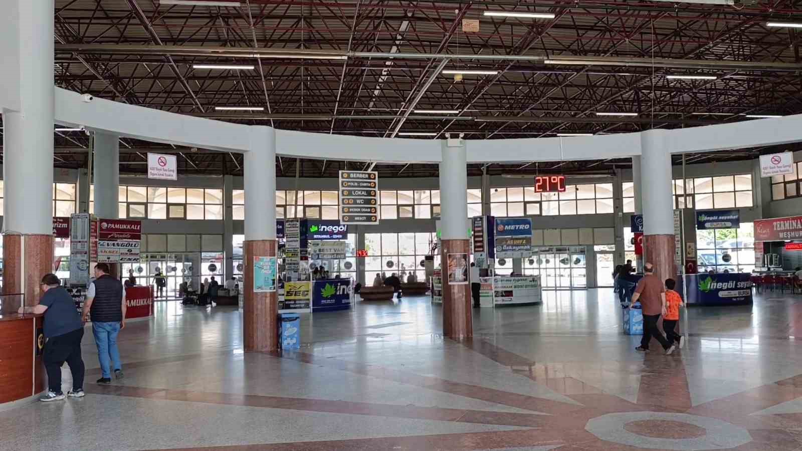 terminalde unutulan cantadan servet cikti yarim kilo altin bulundu 2 vUARyRFV