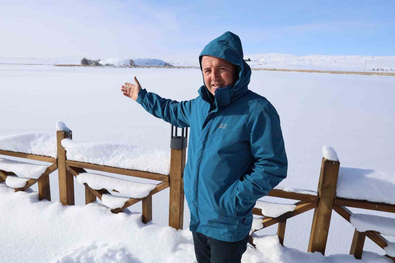 termometreler eksi 21i gosterdi hafik golu tamamen dondu 8 CcWgeNUO
